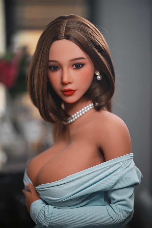 166cm E Cup TPE Voluptuous Petite Breasts Full Lips Realistic Sex Doll Gallery 3