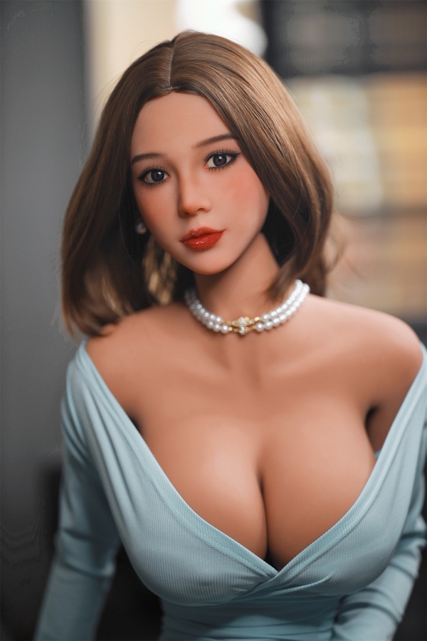 166cm E Cup TPE Amber Eyes Voluptuous Brunette Realistic Sex Doll Gallery 8