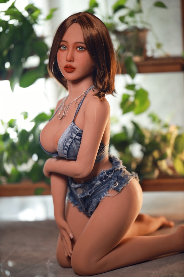 53cm C Cup TPE Petite Breasts Amber Eyes Full Lips Realistic Sex Doll Gallery 6