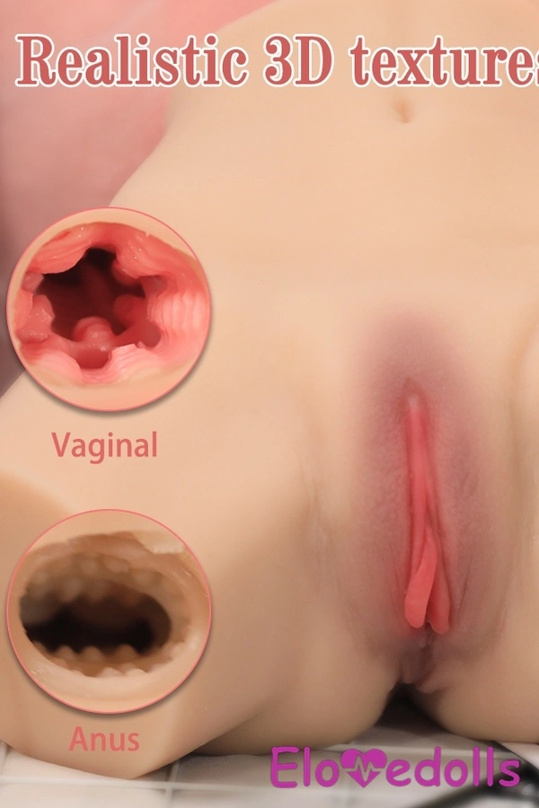 Boneca sexual de 5cm em TPE com lábios finos, seios médios e voluptuosos.