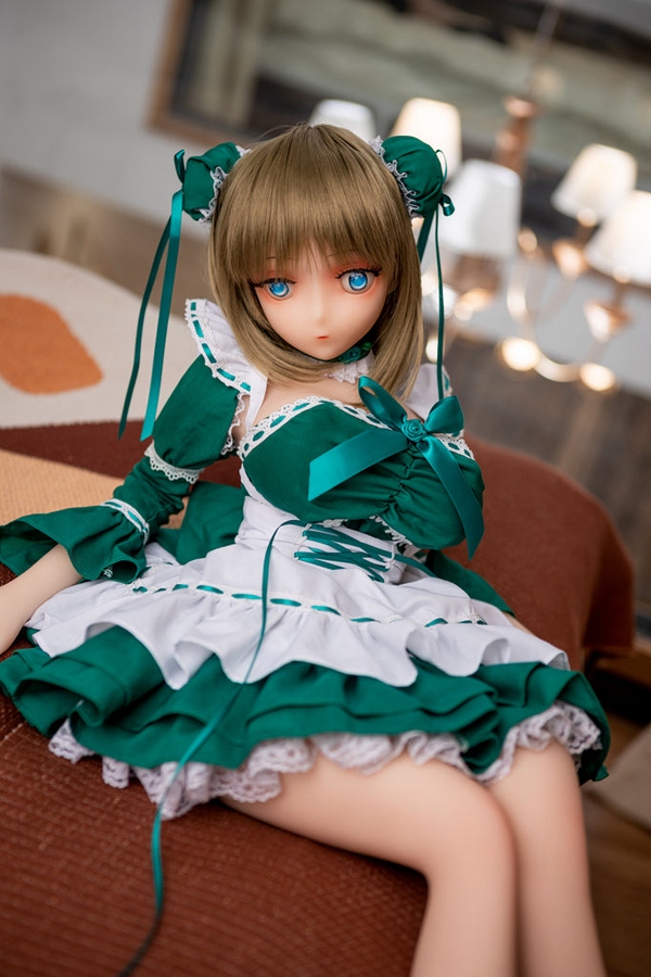 ove15-05 01 doll