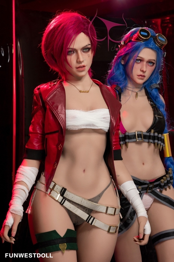 159cm A Cup TPE Blue Eyes Hourglass Full Lips Japanese Sex Doll Gallery 4