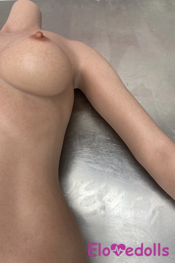 Búp bê tình dục chân thực 161cm, đầu silicon, thân TPE, ngực nhỏ, mắt xám, tóc nâu, ngực F Cup, chi tiết xem 4