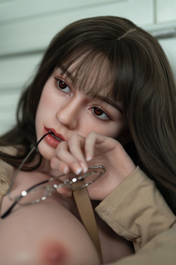 Gray Eyes Brunette Petite Breasts American Sex Doll Detail View 9
