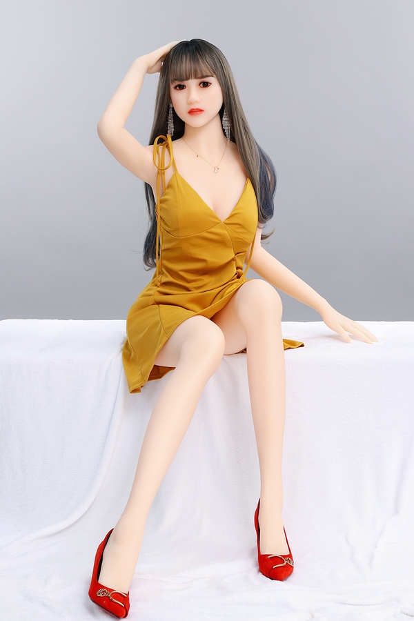 160cm B Cup TPE Petite Breasts Gray Amber Eyes Realistic Sex Doll Gallery 4