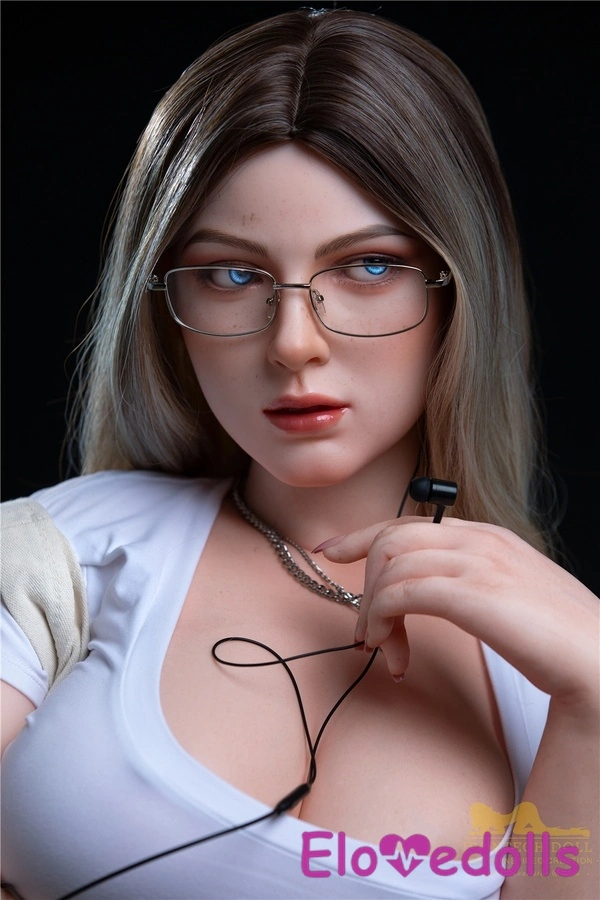 165cm F Cup Silicone Gray Eyes Voluptuous Thin Lips Thick Sex Doll Gallery 4