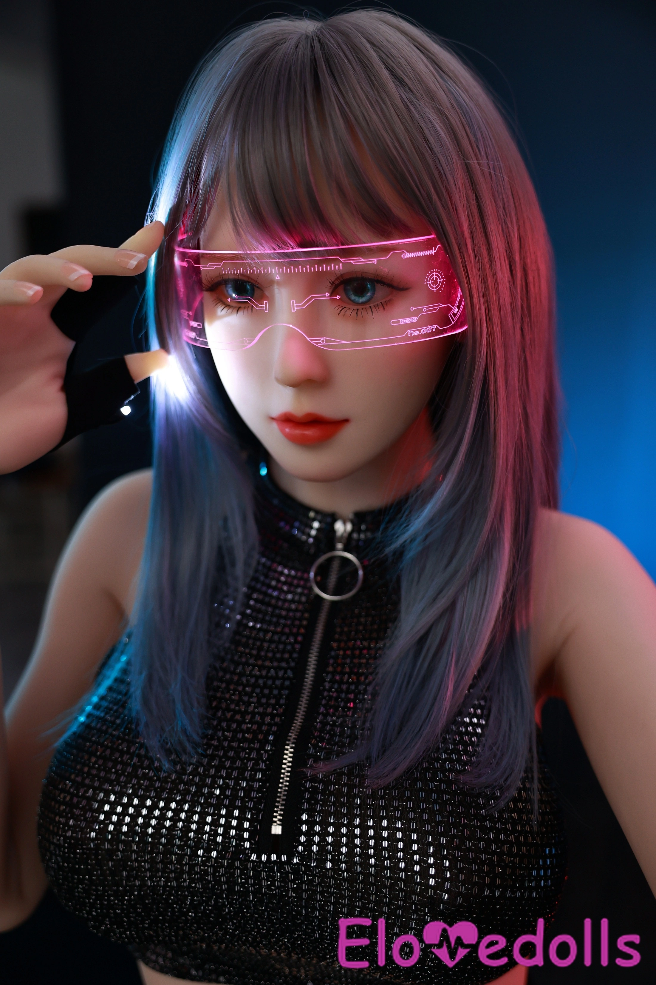 3.28 jala pikkune mini sekslelu nukk