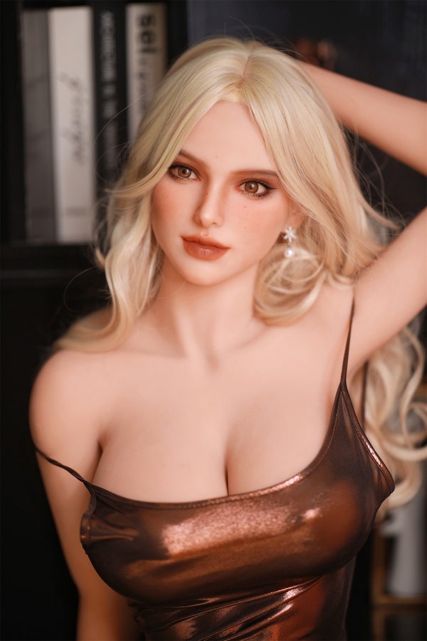 166cm E Cup TPE Amber Eyes Voluptuous Petite Breasts Sex Doll Detail View 5