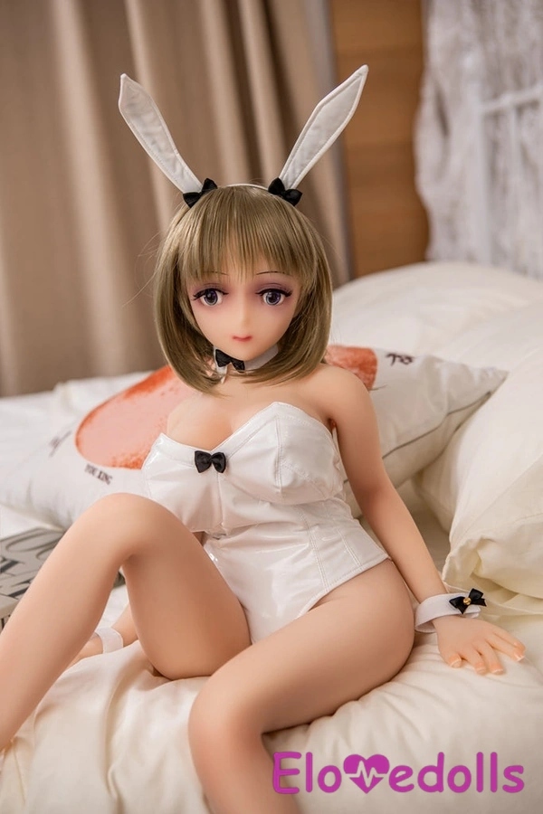 ovu15-10 17 doll