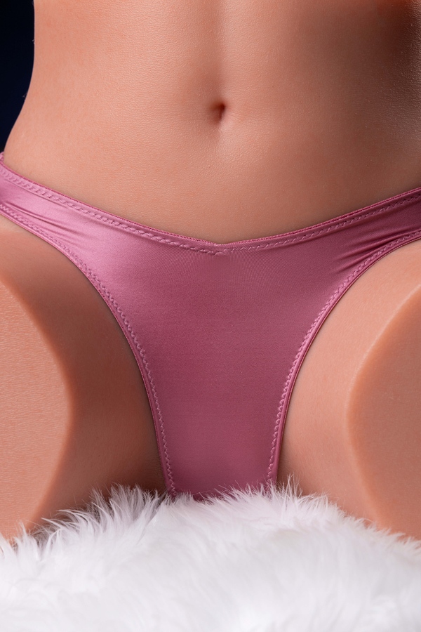 ovu15-17 04 doll