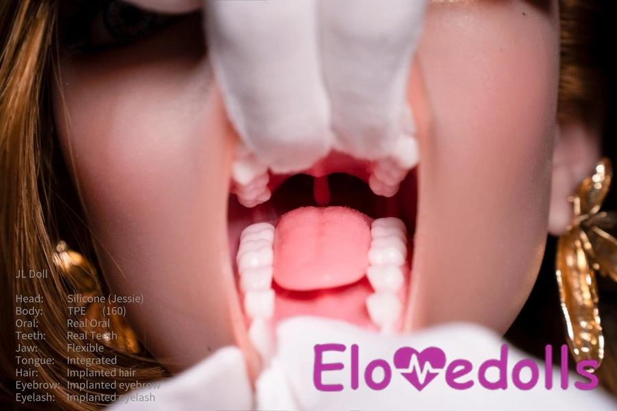 160 सेमी सी कप सिलिकॉन हेड और टीपीई बॉडी छोटे स्तन पतले होंठ कामुक यथार्थवादी सेक्स डॉल गैलरी 8