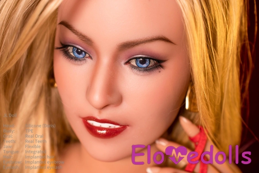 148 سینٹی میٹر سی کپ سلیکون ہیڈ اینڈ ٹی پی ای باڈی وولوپٹو سنہرے بالوں والی عنبر آنکھیں لائف لائک سیکس ڈول تفصیل دیکھیں 5