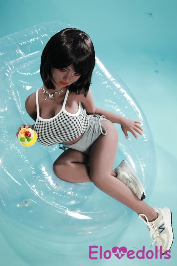 105cm D Cup TPE Petite Hazel Eyes Thin Lips Black Sex Doll Detail View 5