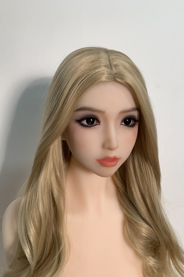 155cm A Cup TPE Small Breasts Blonde Thin Lips Lifelike Sex Doll Detail View 3