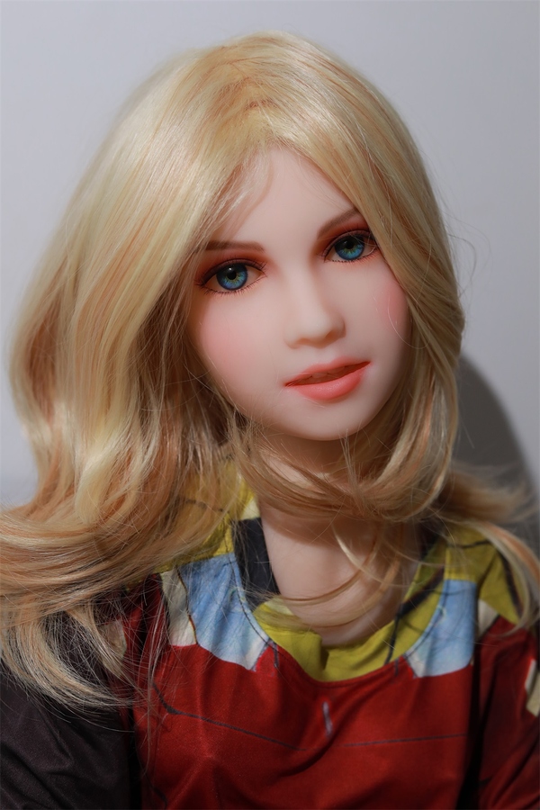 ovu27-36 04 doll