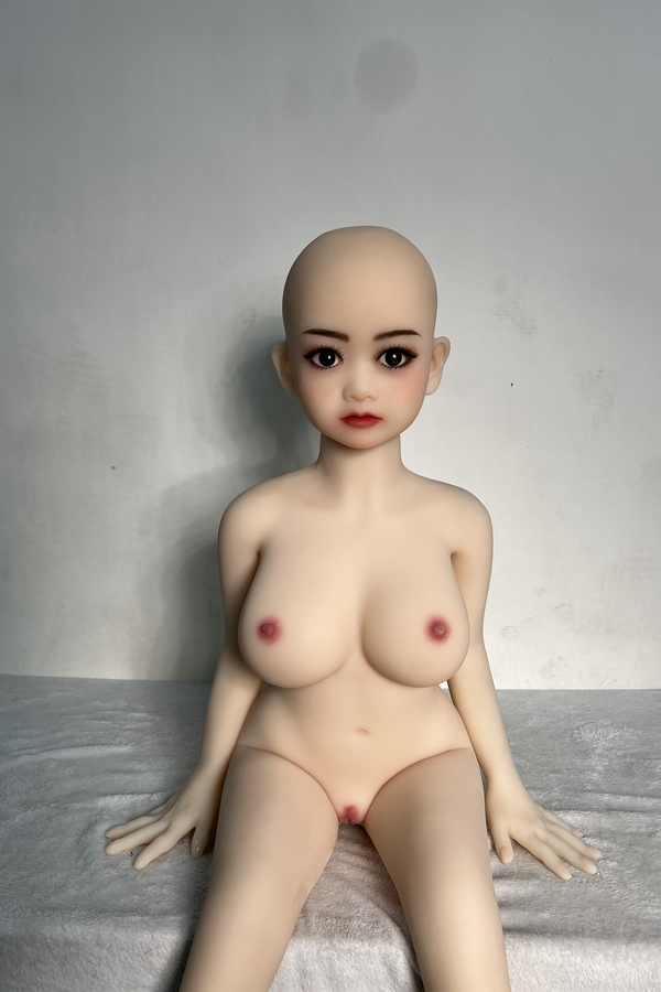 100cm C Cup TPE Petite Small Breasts Gray Eyes Real Doll Gallery 3